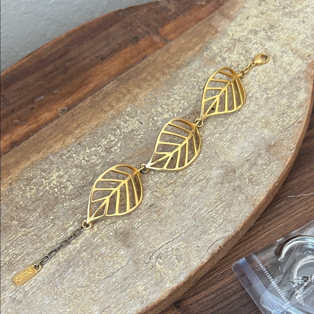 Foxy Gold Leaf Bracelet